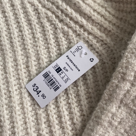 Ardene Sweatshirt - Picture 3 of 6